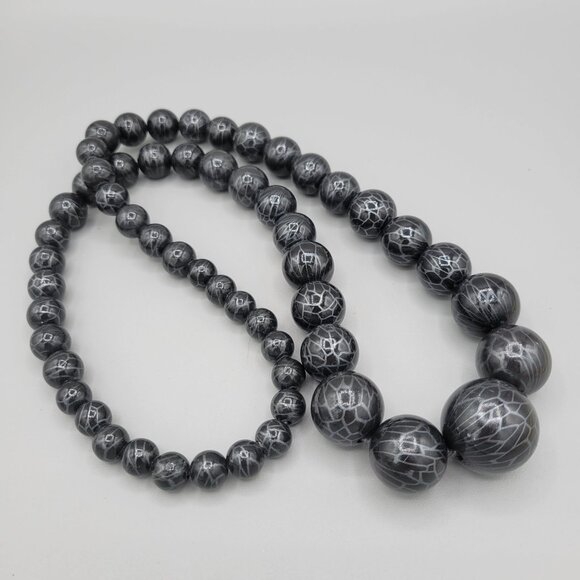 Black Crackle Beaded Statement Necklace Graduated Beads Glossy Finish - Picture 1 of 6